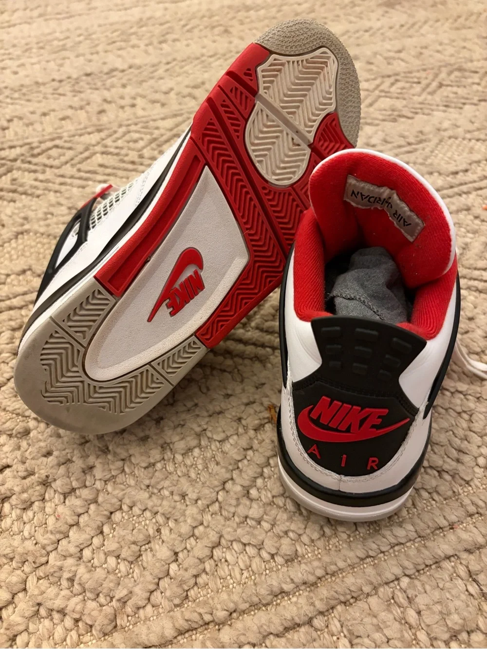 Air Jordan 4 Retro 